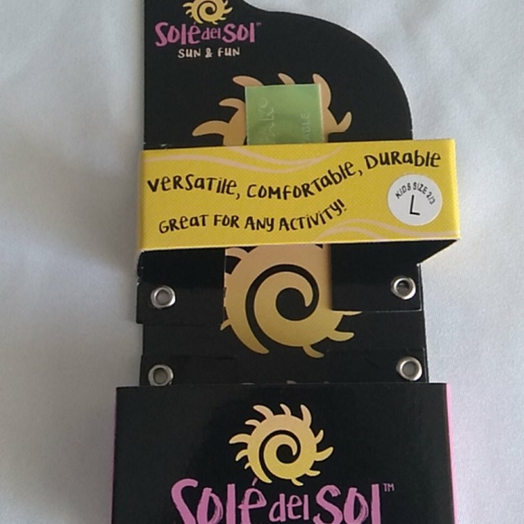 🖤Sole del Sol🖤 water shoes - Picture 2 of 4